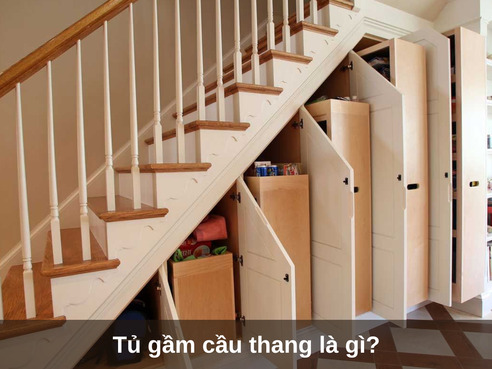 tu gam cau thang la gi