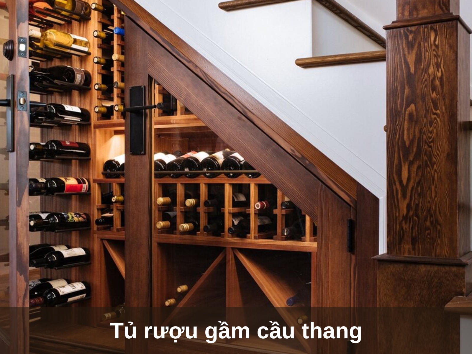 tu ruou gam cau thang